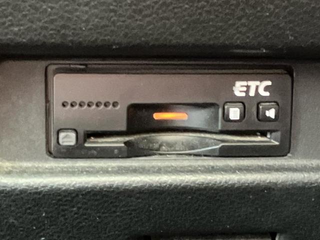 お車に合わせて無料保証以外にも、保証範囲、期間、距離を拡充させた有料保証もご用意しております！中古車の購入が初めてで不安・・・というお客様もご安心ください！