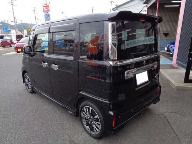 当店でご購入のお客様はオイル交換が無料です。どうぞご利用ください＊ただし、車検を他社にてお受けされた方は無効となります。オイル交換は当店入庫に限ります。