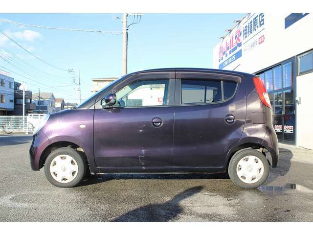 納車前には指定工場でしっかりとした整備を行いお客様に安心してお乗り頂ける様に心掛けています。だからできるカートルズは100％全車保証付き！「いいクルマ」と言われたい！を実現する為に日々取り組んでます。