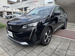 宝石を埋め込んだかのようなLEDヘッドライト