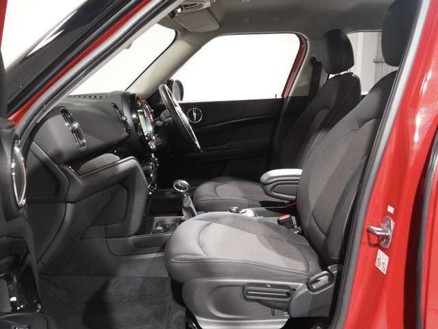 ■納車に関して・・・当社、ミニ専門店イールは皆様へ心を込めて納車いたします！■北海道から沖縄まで陸送業者にてお届けいたします■詳しくは販売スタッフまでお問合せください。