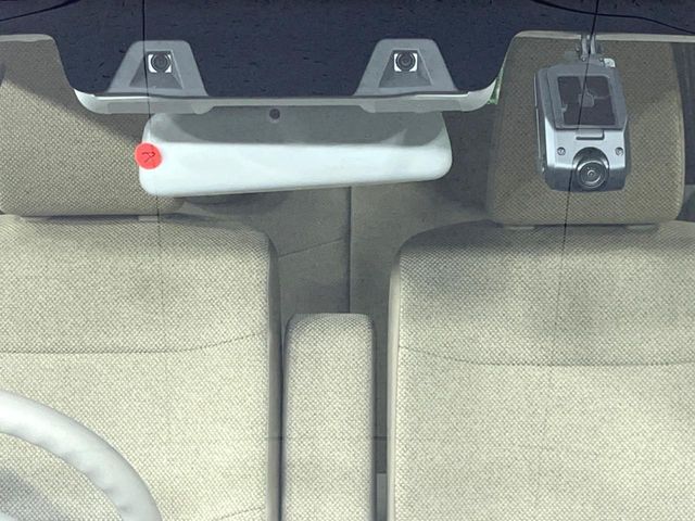 【スズキ　セーフティサポート】走行中に前方の車両等を認識し、衝突しそうな時は警報とブレーキで衝突回避と被害軽減をアシスト。より安全にドライブをお楽しみいただけます。