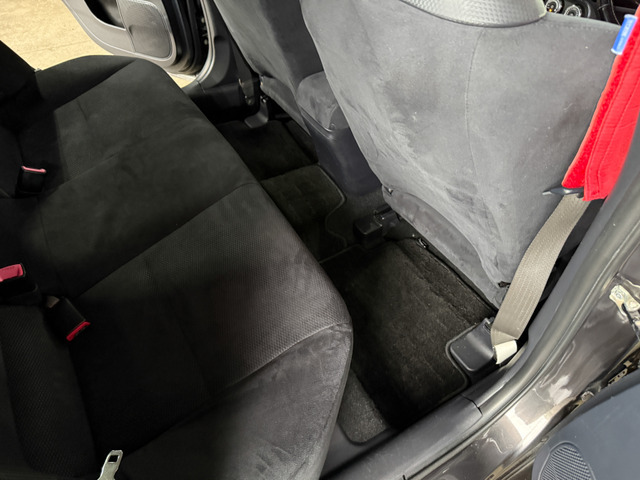 販売車両は、ありのままのコンディションを正直に公開させて頂きます！良い部分があれば悪い部分があっても不思議ではありません。メリットデメリットをお話ししながら良い選択肢をご提案できるよう努めています！