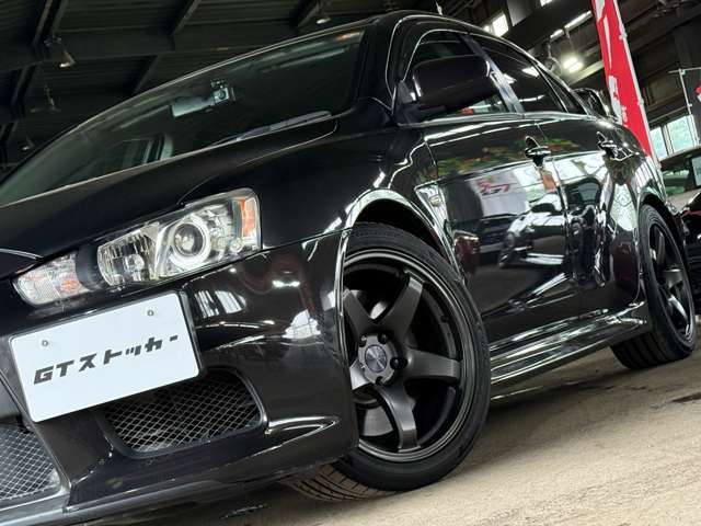 この度はGT　STOCCARの在庫をご閲覧いただき、誠にありがとうございます！余分なコストを徹底的に省きご納得いただける車両と金額のバランスを実現できるよう努めております！