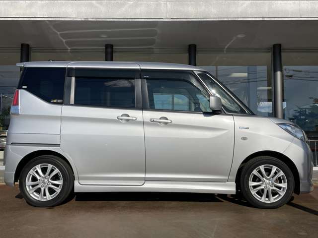 こだわりの厳選車を取り揃えて皆様のご来店・お問い合わせをお待ちしております！専用無料電話：0078-6002-511908までお気軽にお問い合わせ下さい♪商談の際に「カーセンサーを見た」とお伝え下さい♪