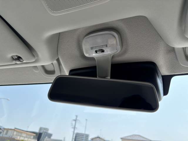 快適なカーライフを過ごしていただくためにオイル交換～定期点検や車検整備なども実施。国土交通省トップランクの指定工場6拠点、認証工場1拠点の体制で高いクオリティの整備を実施しております。