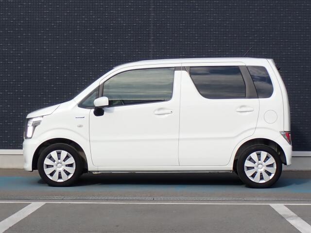 オリックス認定中古車は厳選した上質な車輌のみをお届け致します。全車にプロの職人による徹底した内外装の清掃、磨き上げております。