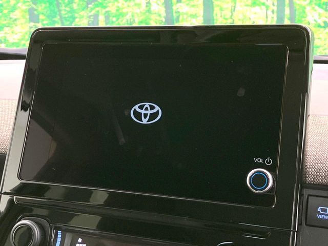 【8インチ　ディスプレイオーディオ】大画面のディスプレイはAppleCarPlayやAndroidAutoが利用可能。大きな画面でスマホナビアプリ等が利用いただけます♪