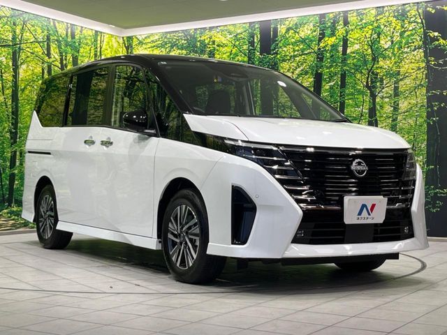 大好評のボディコーティング「弾スプラッシュコート」もご納車までに施工可能。通常のガラスコートと異なる、耐久年数6年の無機質ガラスコーティングが、ボディをキレイな状態に保ってくれます。