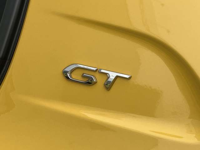 GTのバッジがボディに光ります！