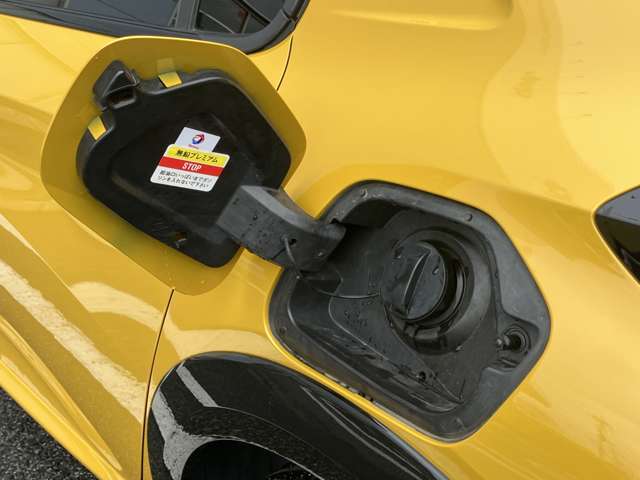 使用燃料は無鉛プレミアム(ハイオク)となります！