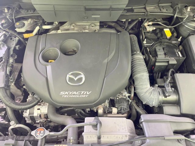 親切・丁寧な専門メカニックスタッフが応対！・車検・点検整備・事故等の修理などアフターサービスも安心。お車のカスタマイズもネクステージのサービススタッフまでご相談ください！