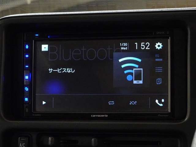 ブルートゥースを搭載してます、スマホと連動させると音楽等を楽しむことができます。