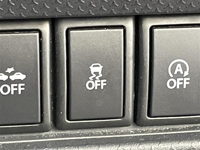 【運転席操作部】快適なドライブを楽しむための機能が装備されています！運転席から触れるので、使いやすいです！除菌プランいれていただくと、さらに清潔で安心していただけます！