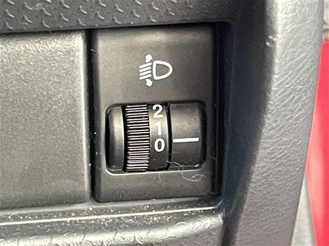 【運転席操作部】快適なドライブを楽しむための機能が装備されています！運転席から触れるので、使いやすいです！除菌プランいれていただくと、さらに清潔で安心していただけます！