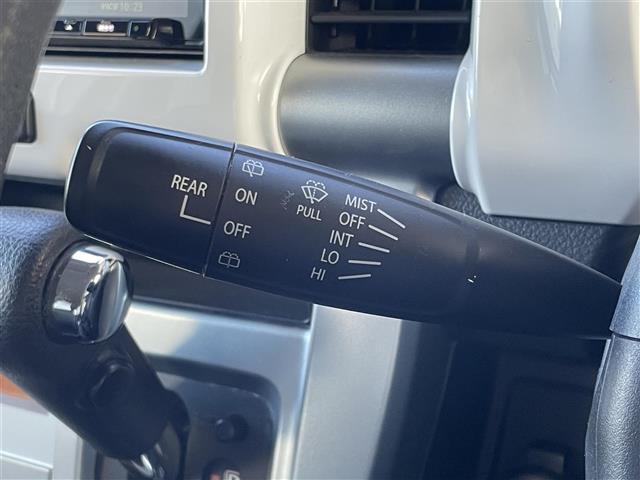 【運転席操作部】快適なドライブを楽しむための機能が装備されています！運転席から触れるので、使いやすいです！除菌プランいれていただくと、さらに清潔で安心していただけます！