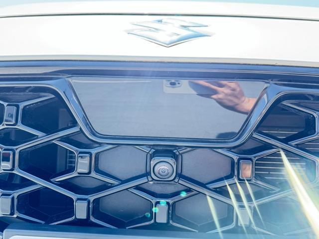 フロントカメラになります！！車両前方を映しだします！！