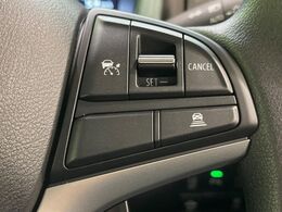 【アダプティブクルーズコントロール】高速道路での長距離走行が楽に！！自動で速度を保つクルーズコントロールが、衝突軽減システムと連携し、前方の車両を感知して車間を保つように速度調節してくれます！！