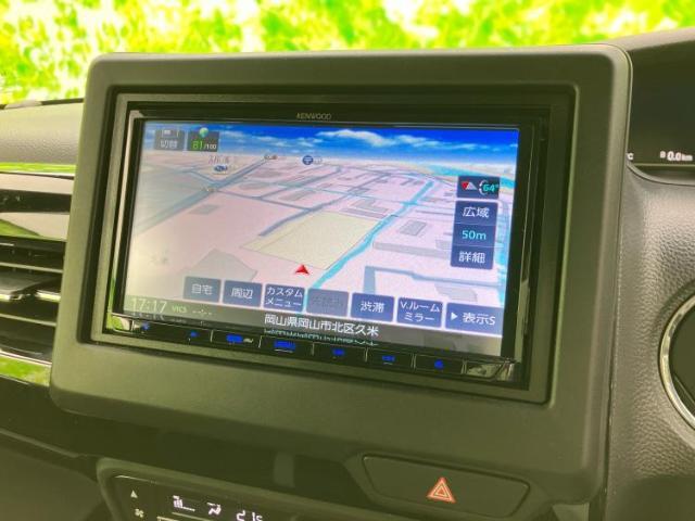 WECARSの店舗にはキッズコーナーがございます！お子様連れのお客様もごゆっくり車選びをお楽しみいただける空間です！