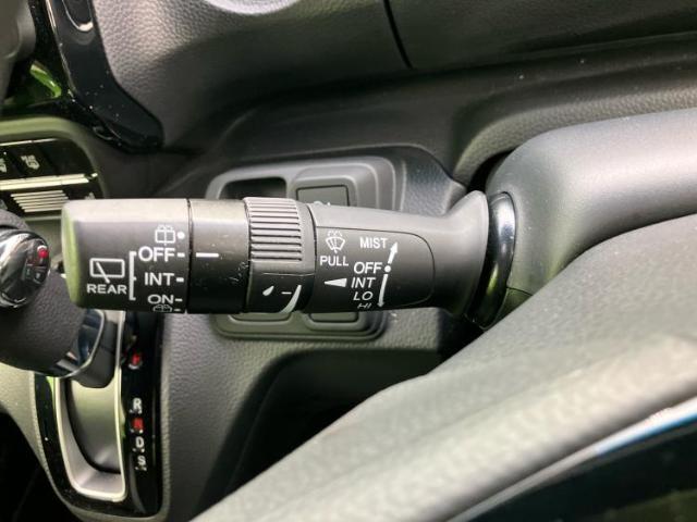 お車に合わせて無料保証以外にも、保証範囲、期間、距離を拡充させた有料保証もご用意しております！中古車の購入が初めてで不安・・・というお客様もご安心ください！