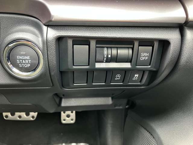 ☆修復歴表示を自社基準では無く、公的機関「（財）日本自動車査定協会」の基準を採用し、全車に修復歴の有無や箇所、程度を明記☆