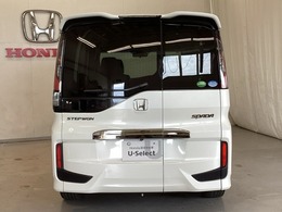購入後も自社指定整備工場完備でお客様の愛車をしっかりサポート致します！御納車時には安全かつ安心してお乗り頂けるようホンダ専門知識を持つ整備スタッフが点検・整備・装備も説明をしてお渡ししております。