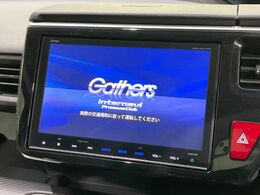 【純正9型ナビ】人気の大型9インチナビを装備。存在感のある大画面はインパクト大！ナビ利用時のマップ表示は見やすく、テレビやDVDは臨場感がアップ！いつものドライブがグッと楽しくなります♪