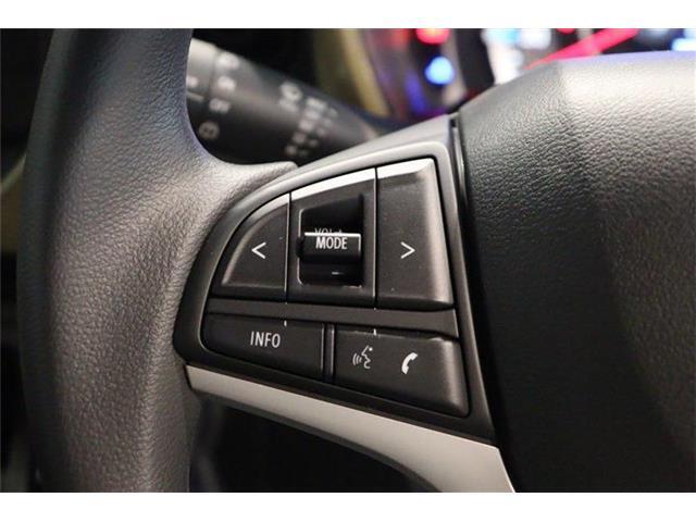 運転しながら操作が出来る画期的装備！これ便利です