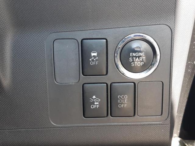 ナビ、ドラレコ、ETC、フリップダウンモニター、デジタルインナーミラーetc…後付け可能です！オプションも豊富に取り揃えておりますのでご安心ください！