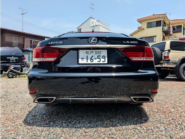 この金額でLSのFスポーツ　　入門編にいいかもしれません