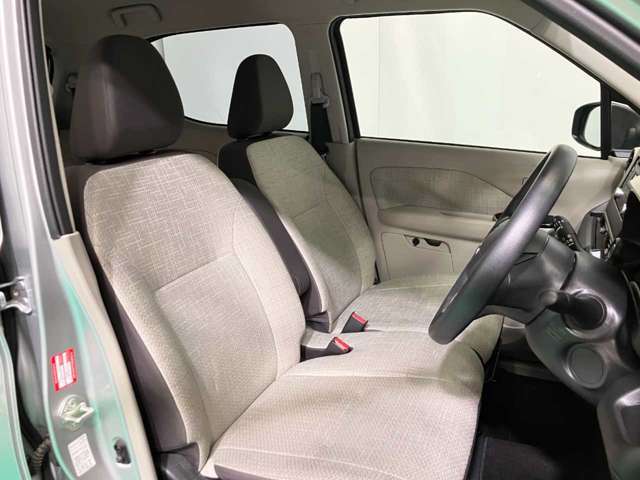 【フロントシート】運転席は必ず使用する部分ですので、座り心地が重要です★ぜひ一度ご体感下さい★