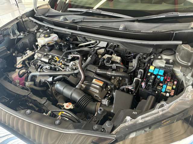 親切・丁寧な専門メカニックスタッフが応対！・車検・点検整備・事故等の修理などアフターサービスも安心。お車のカスタマイズもアクション1のサービススタッフまでご相談ください！