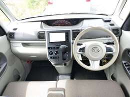 運転者にとっては日々使用することとなる運転席です。運転席が快適だと運転に集中することができますね。