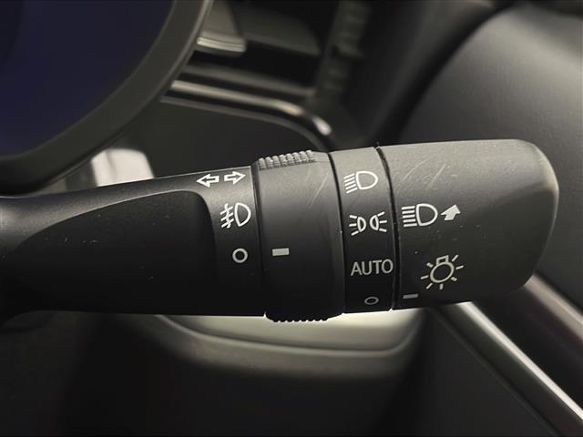 【運転席操作部】快適なドライブを楽しむための機能が装備されています！運転席から触れるので、使いやすいです！除菌プランいれていただくと、さらに清潔で安心していただけます！