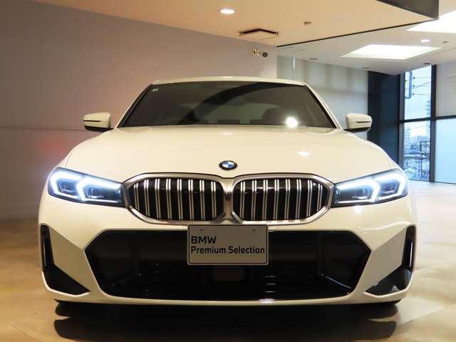 BMWデザインの象徴キドニーグリル