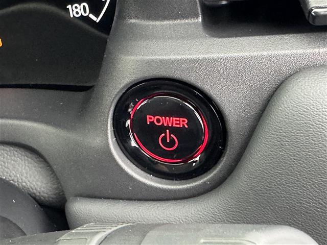 【運転席操作部】快適なドライブを楽しむための機能が装備されています！運転席から触れるので、使いやすいです！除菌プランいれていただくと、さらに清潔で安心していただけます！