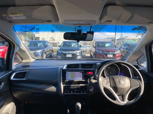 Honda認定中古車は3つの安心をお約束◎1.【Hondaのプロが整備した安心】2.【第三者機関チェックした安心】3.【購入後もHondaが保証する安心】ディーラークオリティーをご提供いたします☆