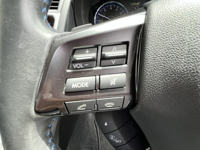 私たち中古車販売店の従業員は日本の全メーカーの車両をたくさん見てきました、通常では気が付かないその車のセールスポイントをそれぞれ知識として持っています、まずはご要望をお聞かせください！！