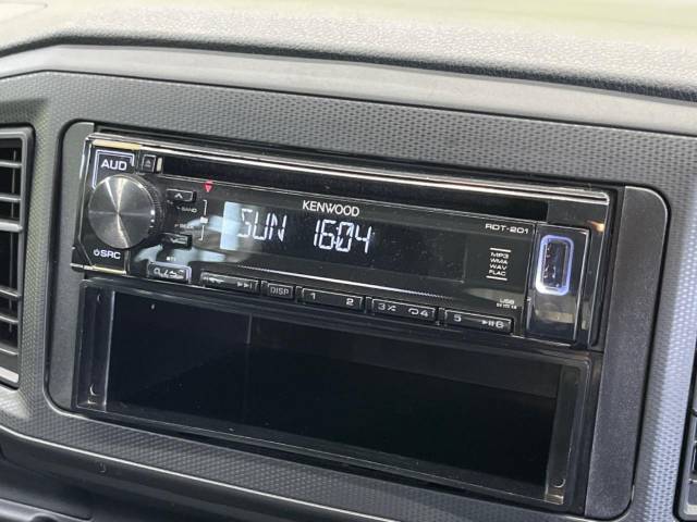 お好きな音楽を車内でお楽しみいただけます♪スピーカー交換・ウーハー追加などの音質向上や、最新ナビ・後席モニター等の取り付けも是非ご相談ください！