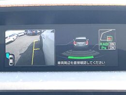 【サイドカメラ】停車・駐車時に死角になりがちな運転席から見えづらい部分の障害物を確認できます！雨天時や夜間などは特に活躍してくれるアイテムです。