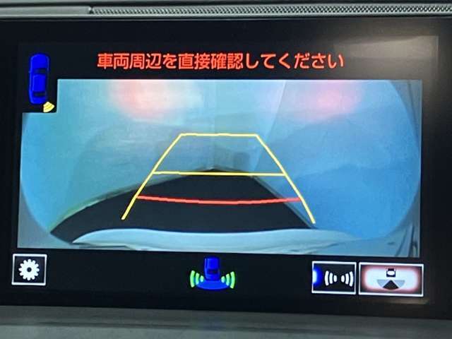 ☆バックカメラ付きなので運転の苦手な方には嬉しいですね（＾-＾）
