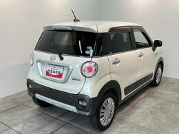 お客様にぴったりなおクルマをお選びいただけますように様々な展示車をご用意致しております！ダイハツの軽自動車だけではなく、他メーカー車やコンパクトカー・ミニバンなども数多く取り揃えております！