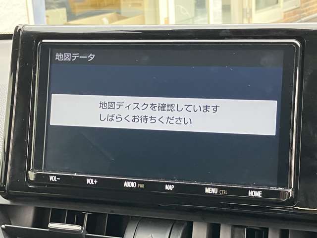 『純正9型ナビゲーション』装備しております。フルセグTV視聴可能で快適なカーライフをご提供致します！！！