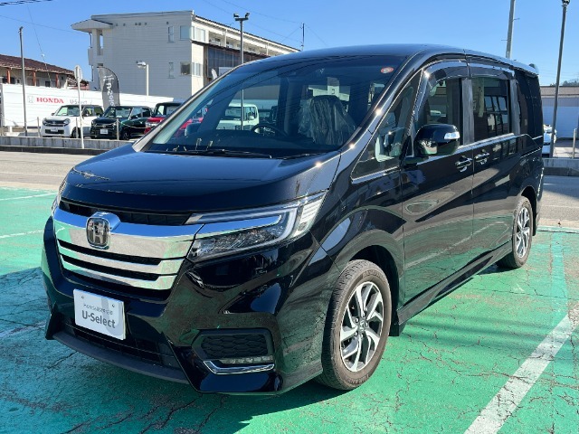 運転支援装置ホンダセンシング搭載車！ミリ波レーダーとカメラで検知した情報をもとに快適な運転や、事故回避を支援する、安全運転支援システムです♪