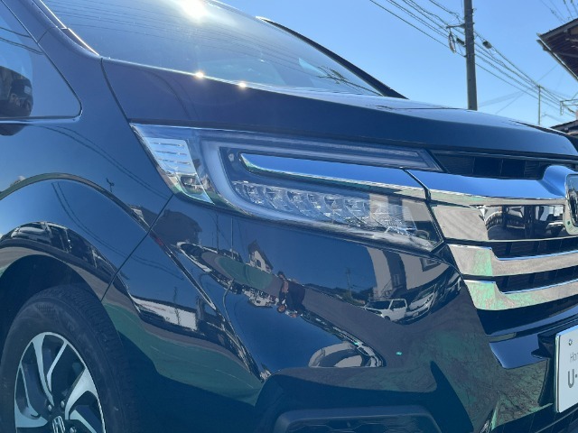 LEDヘッドライト付いてます！省電力で暗い夜道も明るく照らしてくれますよ♪