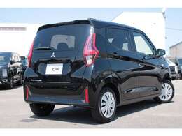 総額表示は愛媛県内で登録、納車を行った際のものとなっておりますので、その他の県に、お住まいの方は、スタッフまでご相談ください。