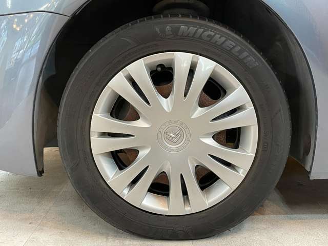 丈夫な足回り！日本車では味わえない乗り味が魅力です！