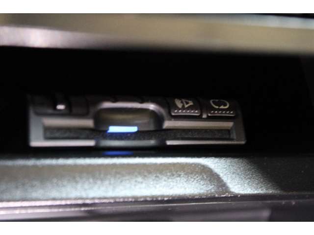 ETC車載器搭載です！！高速道路の料金所もスムーズに通過できます♪