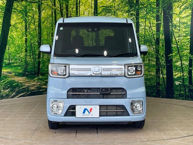 弊社では、全車『修復歴なし』のお車のみ取り扱っております。専任バイヤーによる厳選した仕入れの後、入庫後の車両チェックを行い、ネクステージが認定した高品質な中古車をご提供しております。