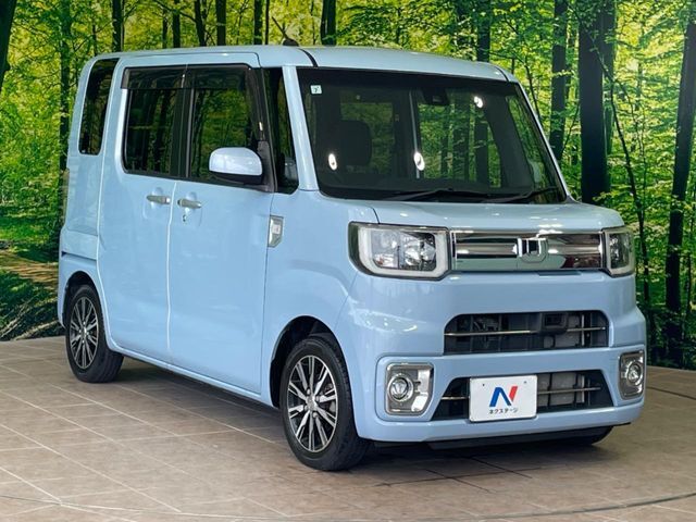 大好評のボディコーティング「弾スプラッシュコート」もご納車までに施工可能。通常のガラスコートと異なる、耐久年数6年の無機質ガラスコーティングが、ボディをキレイな状態に保ってくれます。